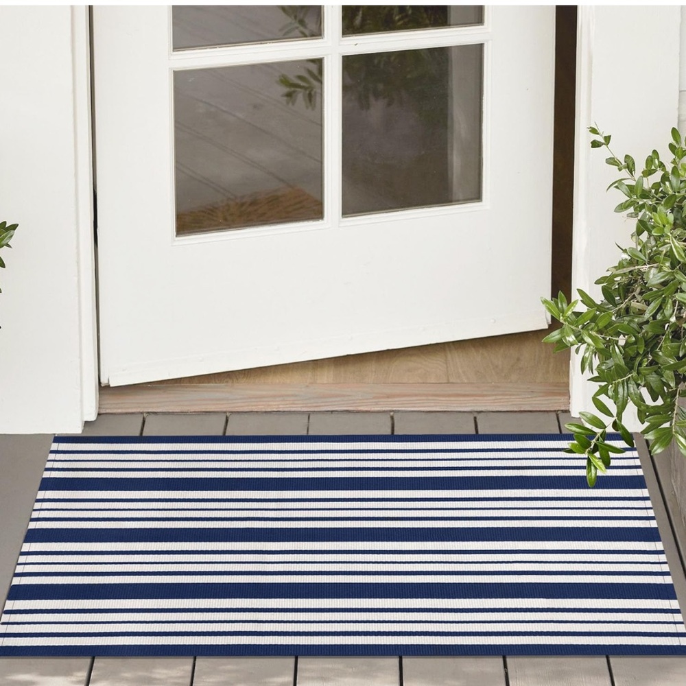 Brand new striped outdoor doormat